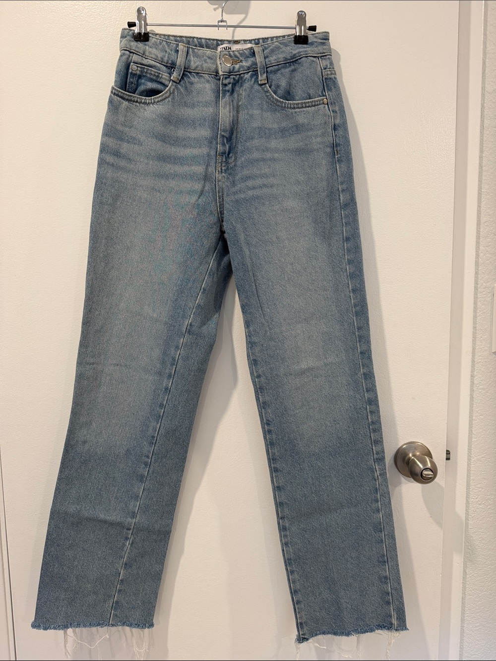 Zara Women’s High Waist Raw Hem Boyfriend Jeans Size 2